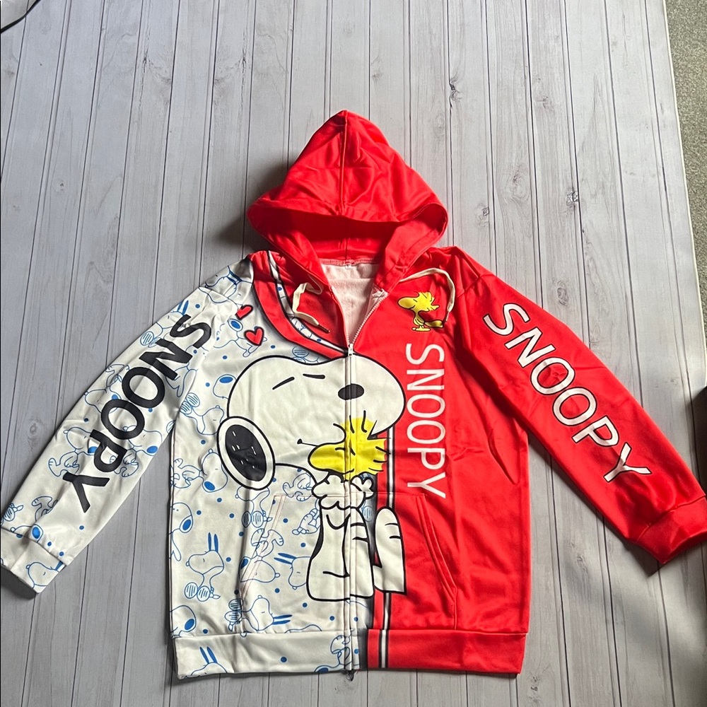 NWT Women's Snoopy & Woodstock ,Red and White Hoodie